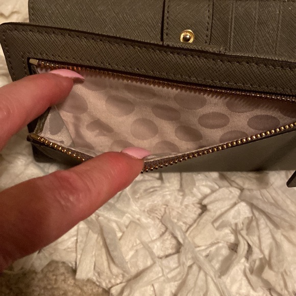 Kate Spade, grey wallet - Picture 4 of 4